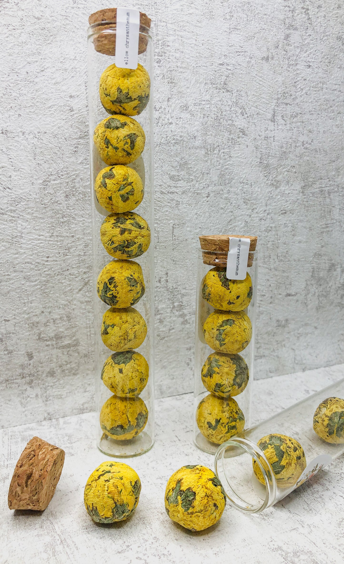 Yellow Chrysanthemum - Blooming Tea in Glass with Cork Lid