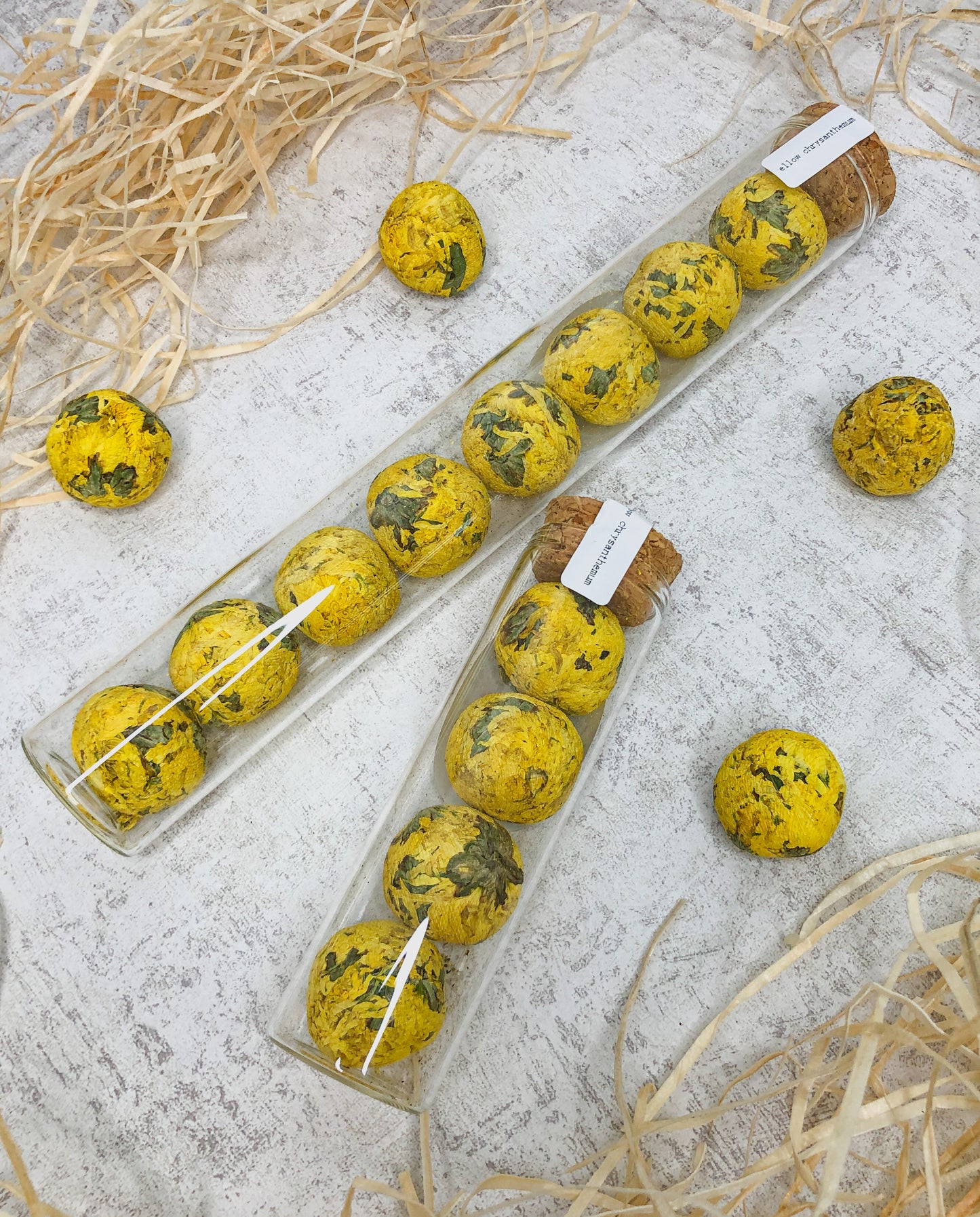 Yellow Chrysanthemum - Blooming Tea in Glass with Cork Lid