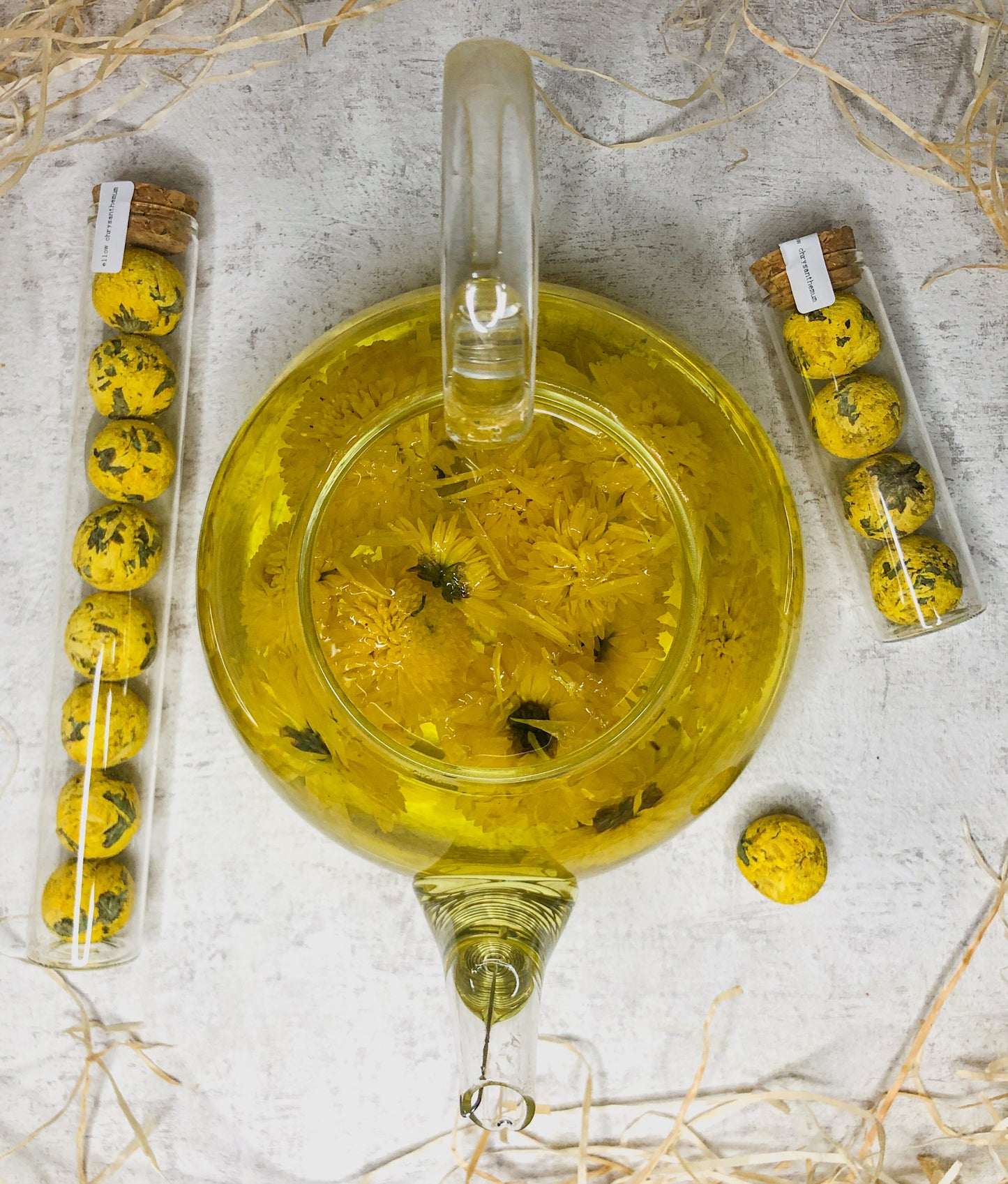 Yellow Chrysanthemum - Blooming Tea in Glass with Cork Lid